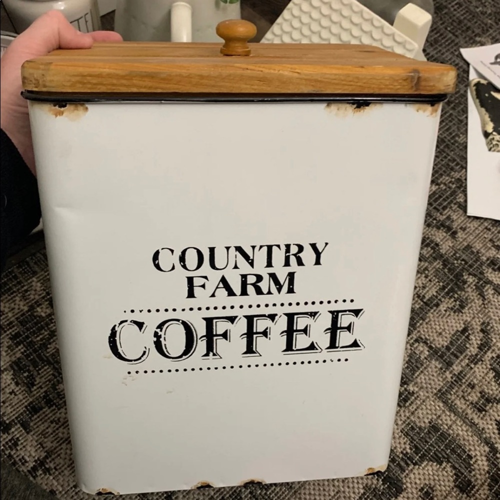 Farmhouse coffee tin